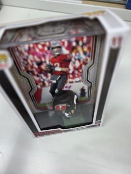 Lagerbruch Funko Pop Football NFL Tampa Bay Buccanears Tom Brady  Cover 10